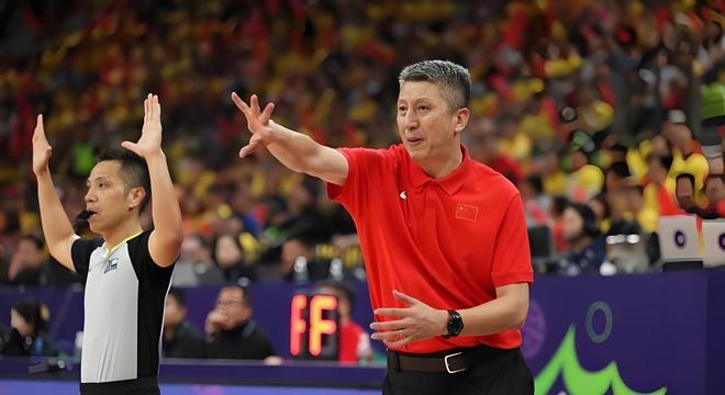 伤痕明显!广州状元陈国豪面部骨裂 季后赛大概率戴面具对阵广东