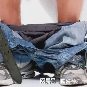 德容：日本队的低位防守非常出色，我们将全力备战对瑞典的比赛