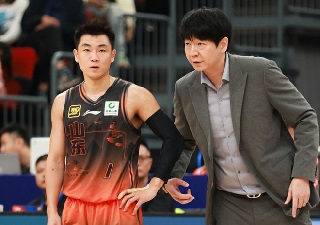 阿斯：皇马敲定四场季前热身赛，有望今夏恢复伯纳乌杯