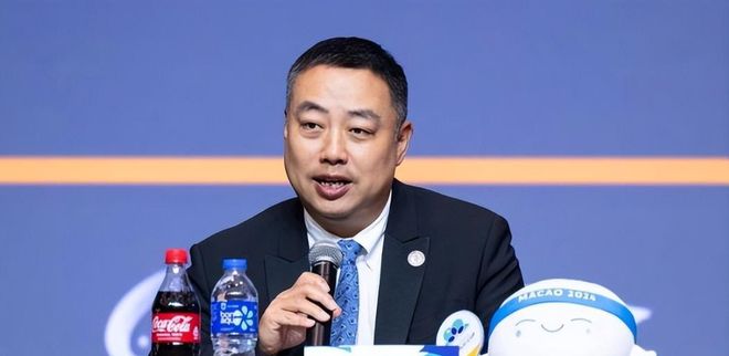 塞维利亚跟队:塞维利亚、阿拉维斯有意萨拉戈萨,需评估其膝伤