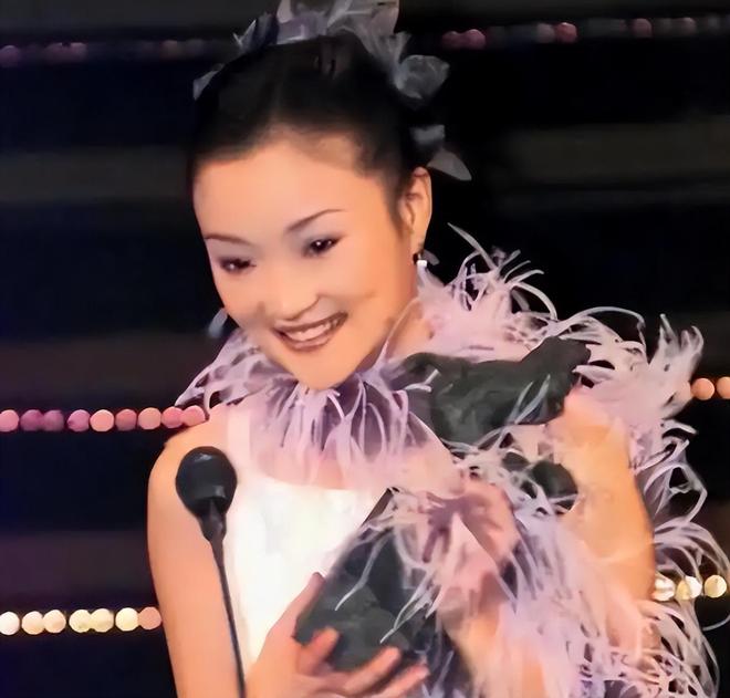 宏远休赛期动态！7人离队，2人获续约，胡明轩徐杰也有交易传言