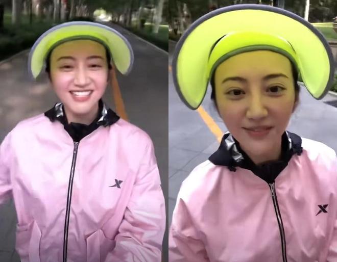原来他是赖亚文儿子,名字饱含深意,与母亲关系生疏,现已上大学