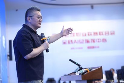 曾推动郭艾伦交易震惊国内篮坛！前广州高管起诉老东家龙狮俱乐部
