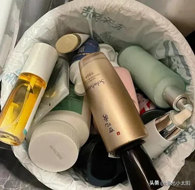 李梦翻红了！大V：郑薇说李梦是最好的！李梦：丑陋的只有人性