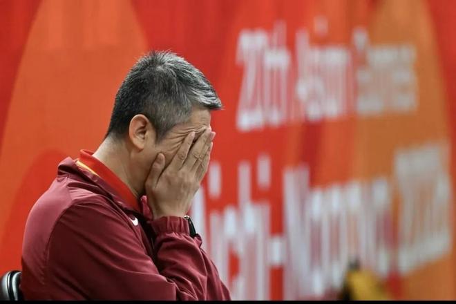 CBA赛季结束,五大奖项花落谁家,许昕、贺希宁同时冲击两奖项