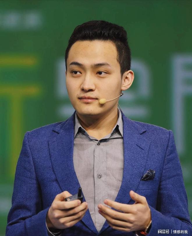 越南姐弟伪造3200份文件,非法转移5.2亿美元到中国,走私9000亿越南盾货物到越南