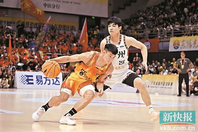 争议!成都球迷大骂颜骏凌 海港球迷:四处拉仇恨 难怪被群起攻之