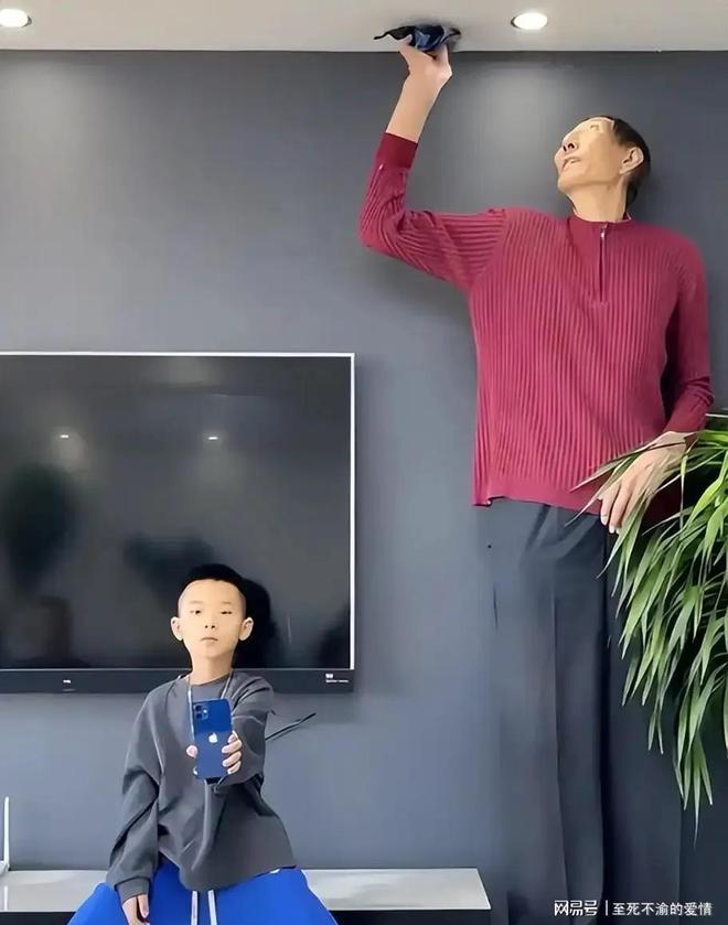 浙江男篮官方:现场男球迷李某使用不文明用语 被行政立案调查