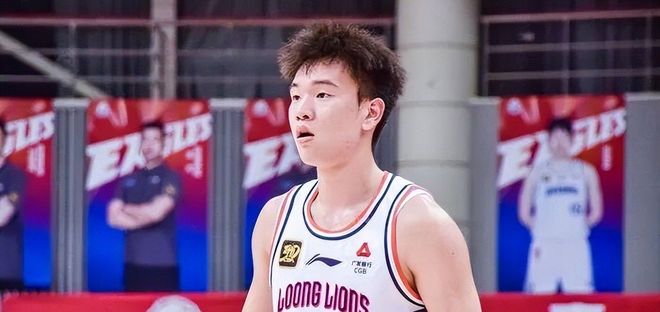 尼克斯剑指时隔53年夺冠！福斯特主裁近十战全胜 终结战赢39.4分
