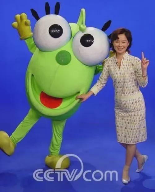 连续2天泡在牌桌上！内马尔未随队出征遭狂批 回击：管好你自己吧