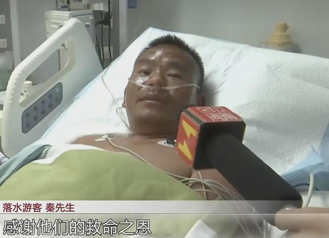 德容：日本队的低位防守非常出色，我们将全力备战对瑞典的比赛