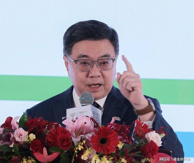 心理学研究发现:借给别人钱之后,对方突然开始躲着你、不接电话,千万别去催,你只需要发一条信息,钱自己就回来了