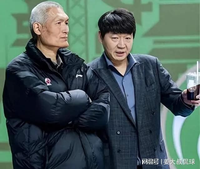 NBA夏联:郭昊文首秀9分钟4+3+4犯规 国王11分逆转勇士蓝队